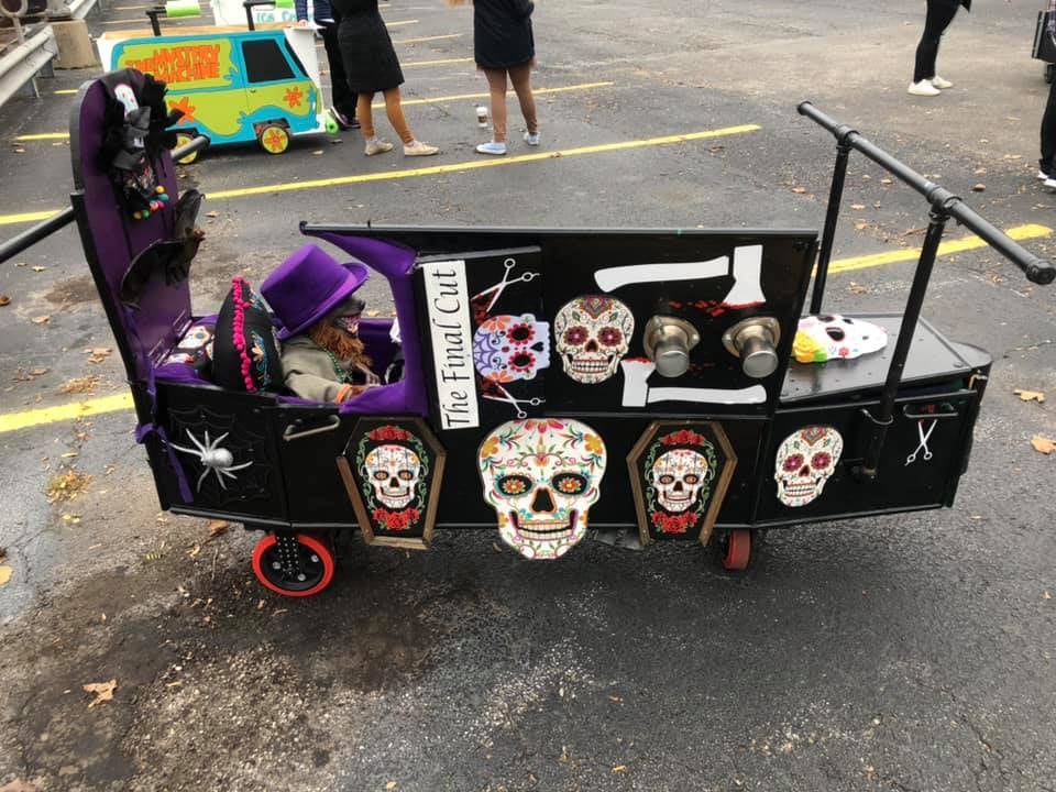 Casket former 7