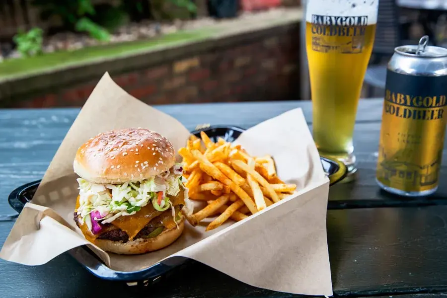 Where to Find the Best Burgers Near Oak Park (Updated 2025)