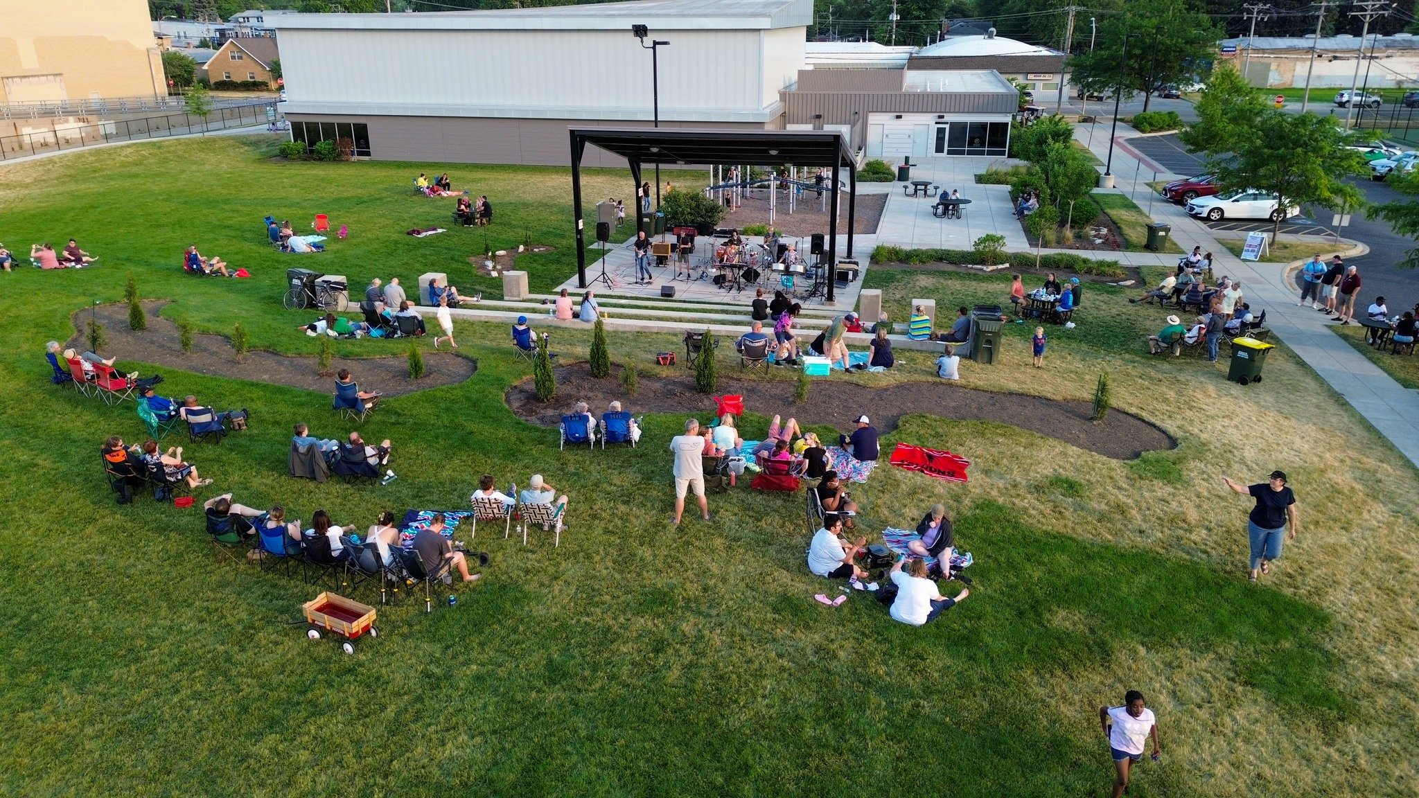 Free Summer Concerts Near Oak Park - 2024