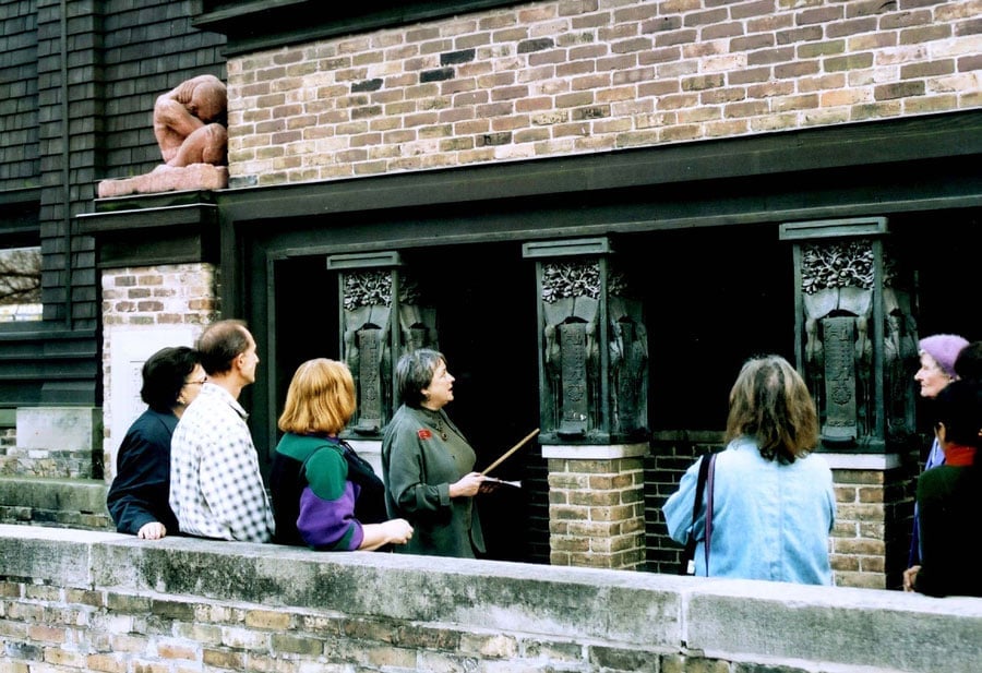 FLW-H&S-Tour-Group
