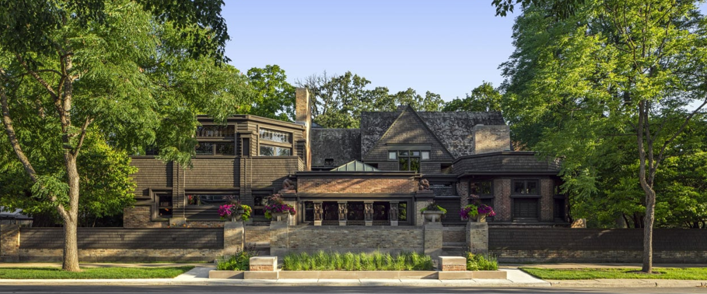 How Tall Was Frank Lloyd Wright? And Why People Keep Asking