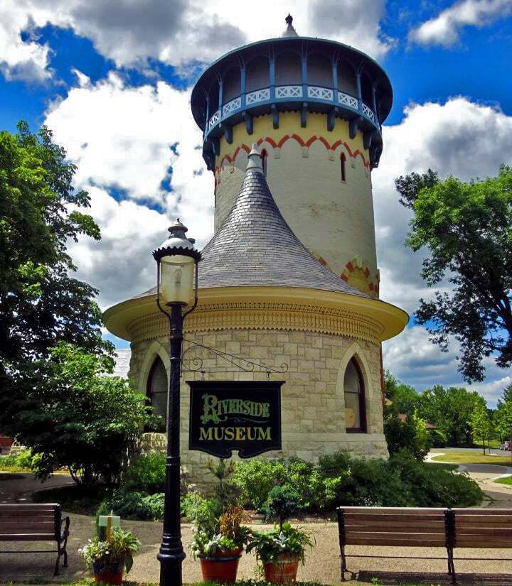 mus and water tower_sunny day-1